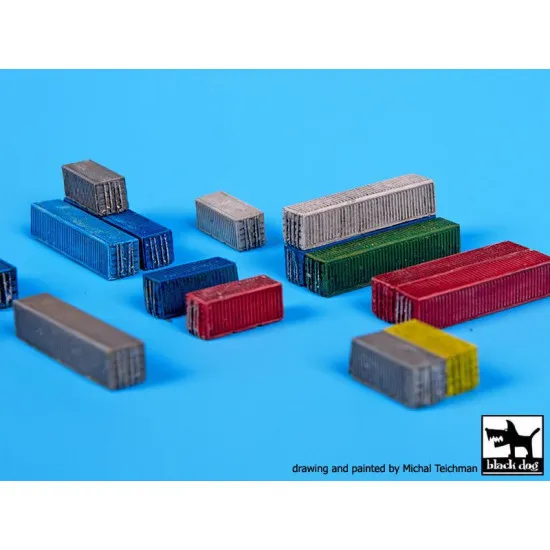 Black Dog S700007 1/700 Transport containers