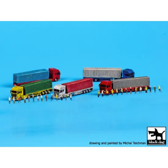 Black Dog S70008 1/700 Trucks and trailers