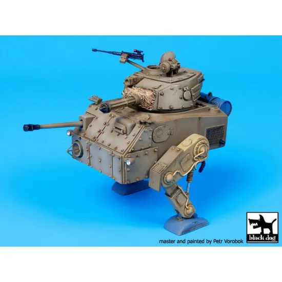 Black Dog SFT72001 XP-M4 Sherman army vers Little John