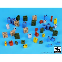 Black Dog T35068 1/35 Moder plastic cans accessories set