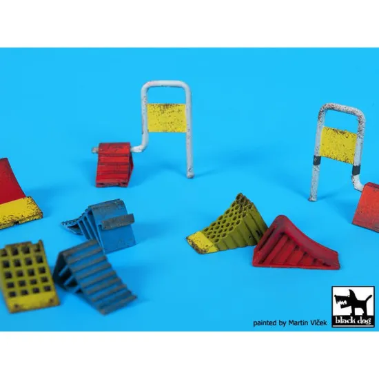 Black Dog T35200 1/35 Wheel chocks accessories set