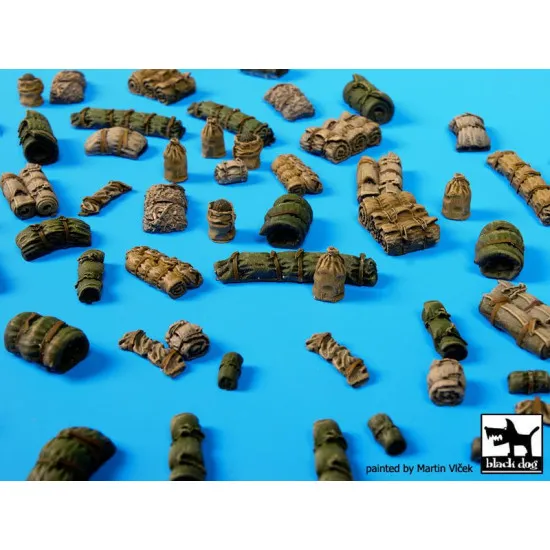 Black Dog T72055 1/72 Tentage plus bedrols 1 accessories set