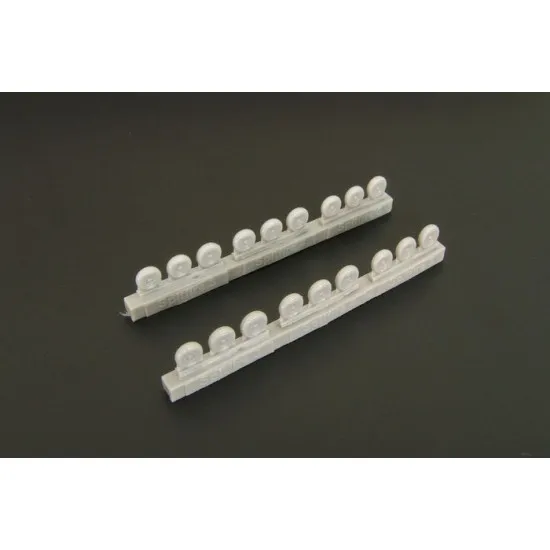 Brengun BRL144142 1/144 Spitfire wheels set of tires and spokes resin 3 types