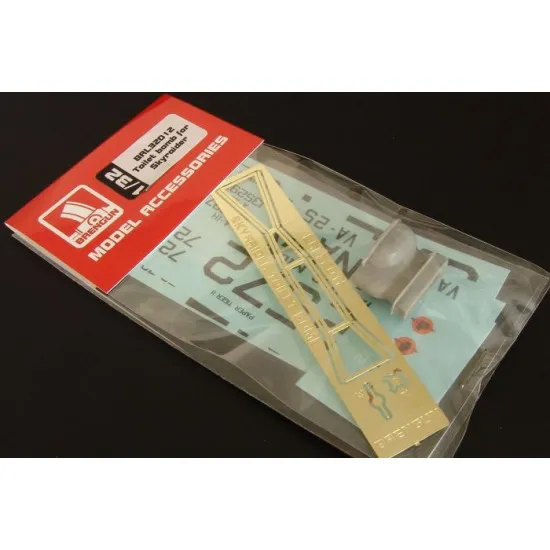 Brengun BRL32012 1/32 Toilet bomb for Skyraider PE-resin conversion set