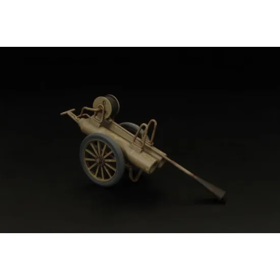 Brengun BRL32026 1/32 Japanese airfield fire extinguisher Resin kit