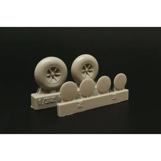 Brengun BRL32041 1/32 Ki-43 Hayabusa Wheels Resin casted wheels