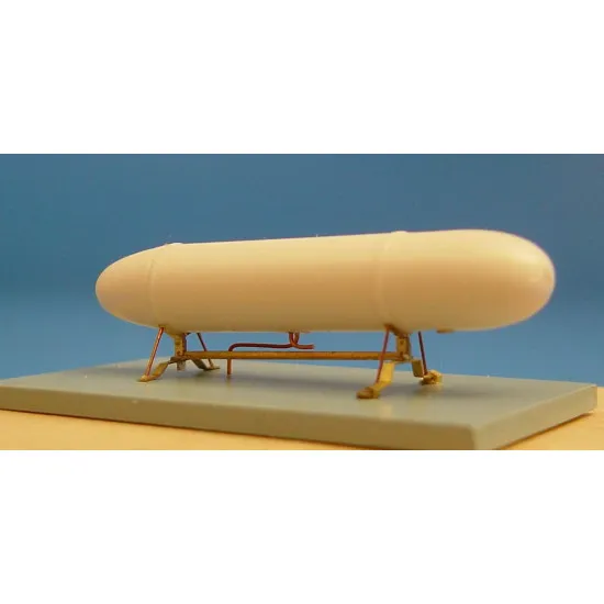 Brengun BRL48001 1/48 British 50gal fuel tank w-rack accessories