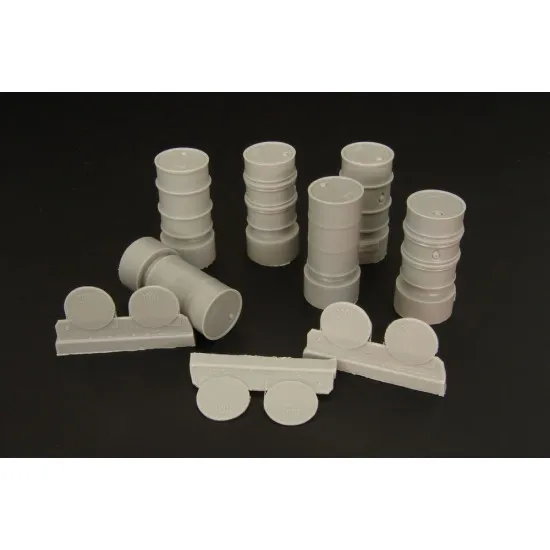 Brengun BRL48020 1/48 Fuel drums ( 3 types) Resin drums 3 types, six pieces