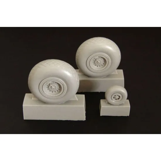 Brengun BRL48038 1/48 B17G wheel set resin accessories