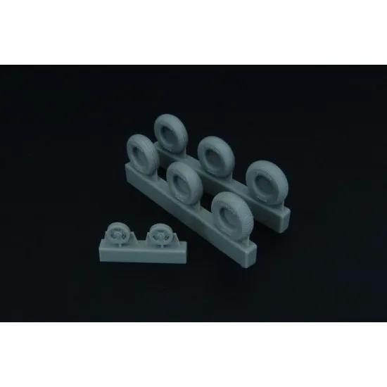 Brengun BRL48097 1/48 Spitfire 4 spoke wheels set (3 types of tires) resin set