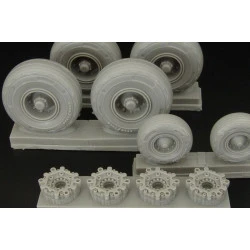 Brengun BRL48106 1/48 C-130 Wheels resin set of wheels
