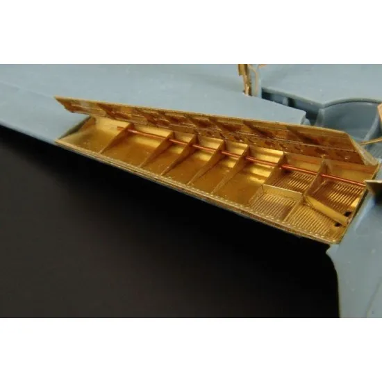 Brengun BRL72049 1/72 P-39-P-400 Airacobra flaps PE parts for RS models kit