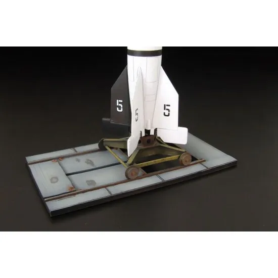 Brengun BRL72054 1/72 Wasserfall base resin casted ground for Brengun kit Brengun BRL72054 1/72 Wasserfall base resin casted ground for Brengun kit