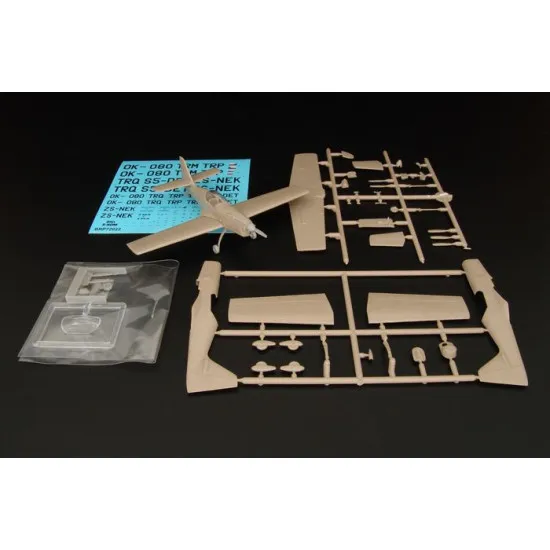 Brengun BRP72022 1/72 Zlin Z-50M Plastic construction kit