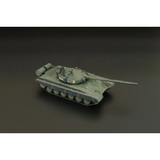 Brengun BRS144040 1/144 T-72M resin consrtruction kit of soviet MBT