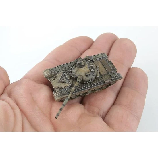 Brengun BRS144040 1/144 T-72M resin consrtruction kit of soviet MBT