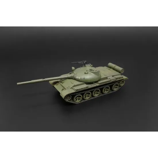 Brengun BRS144046 1/144 T-62 MBT resin kit of soviet main battle tank