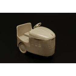 Brengun BRS48014 1/48 UK Clarkat type B resin kit of UK deck tractor