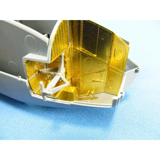 Metallic Details MD7219 - 1/72 - C-130. Wheel bays (Zvezda) scale model kit