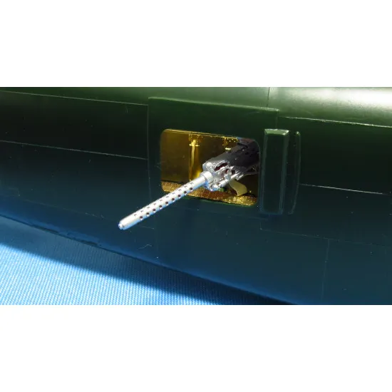 Metallic Details MDR4881 - 1/48 B-24 Liberator. Waist-gunners cabin scale model