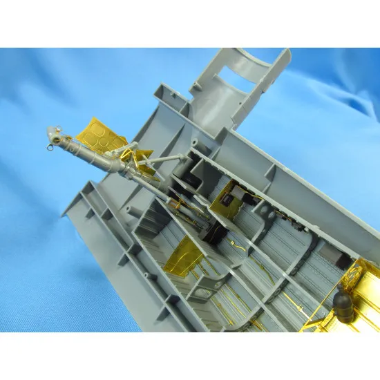 Metallic Details MDR3202 - 1/32 B-24. Wheel bays (HobbyBoss) scale model kit