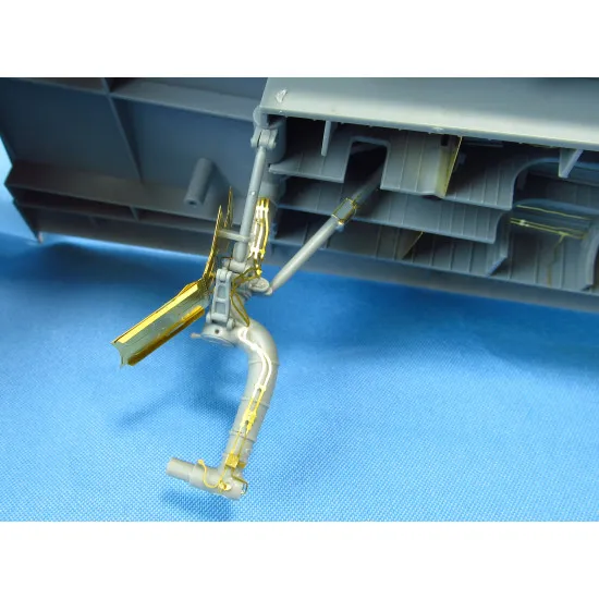 Metallic Details MDR3202 - 1/32 B-24. Wheel bays (HobbyBoss) scale model kit