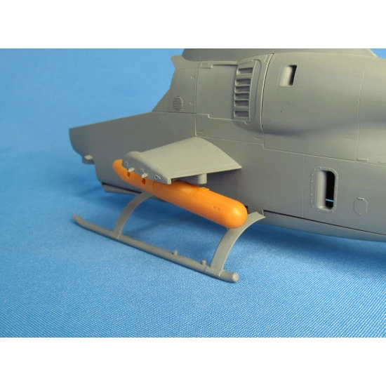 Metallic Details MDR3212 - 1/32 M18 gun pod with M134 Minigun scale model kit
