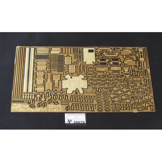 Vmodels 35079 - 1/35 - Sd.Kfz. 251/1 Aust.A, photo-etched accessories