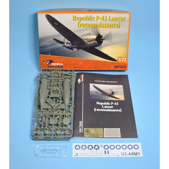 Dora Wings 72029 - 1/72 - Republic P-43 Lancer, recon Scale model kit