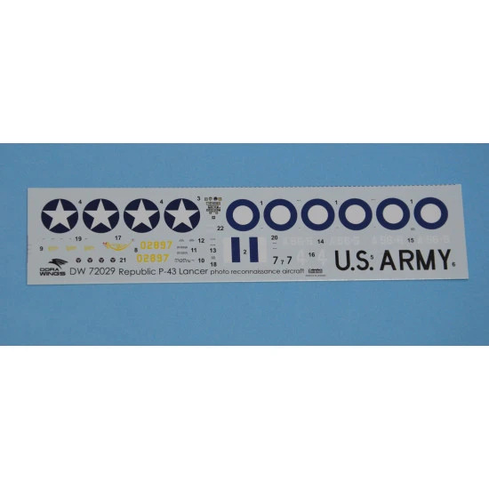 Dora Wings 72029 - 1/72 - Republic P-43 Lancer, recon Scale model kit