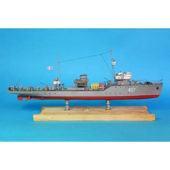 PAPER MODEL KIT MILITARY FLEET MINESWEEPER T-407 MINE AND MO-4 1/200 OREL 99