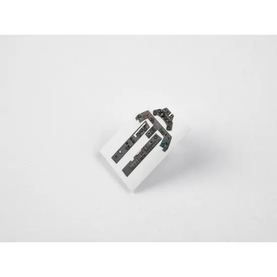 Red Fox Qs-32006 1/32 Focke Wulf Fw190 A-8/R11 Set 3d Acrylic Instrument Panel For Revell