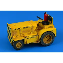 Aerobonus 320108 1/32 United Tractor G40c Tow Tractor Lpg Resin Kit