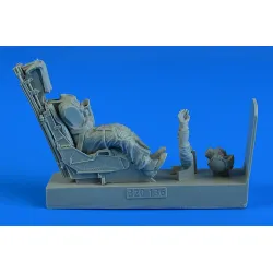 Aerobonus 320136 1/32 Us Navy And Us Marines Pilot With Ej. Seat For Av-8b Harrier Ii
