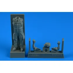 Aerobonus 320182 1/32 Warshaw Pact Aircraft Mechanic A Resin Kit