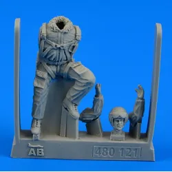 Aerobonus 480121 1/48 Soviet Pilot The Cold War Period Resin Kit