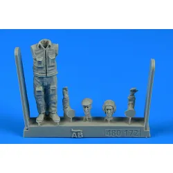 Aerobonus 480172 1/48 Soviet Aircraft Mechanic The Period Of The Warsaw Pact 1