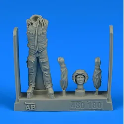 Aerobonus 480180 1/48 Modern Soviet Fighter Pilot With Hud Resin Kit