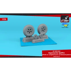 Armory AW24404 1/24 Supermarine Spitfire wheel w/ weighted tyres diamond pattern