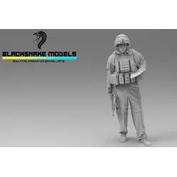Black Snake Fr-19 1/35 French Soldier On Patrol In Afghanistan Resin Figure Kit
