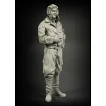 Panzer Art Fi35-011 1/35 Soviet Tanker With Captured Leather Jacket Resin Model