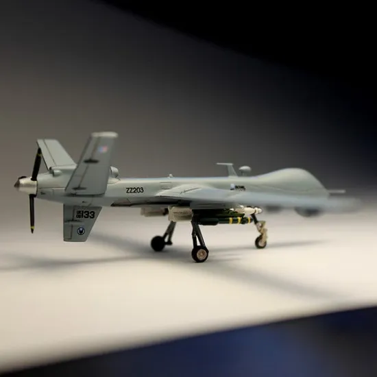 Miniwing 328 1/144 General Atomics Mq-9 Reaper Us Uav Attacker Raf Usaf Fr It 2 Kits Miniwing 328 1/144 General Atomics Mq-9 Reaper Us Uav Attacker Raf Usaf Fr It 2 Kits