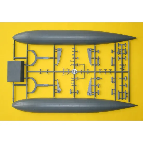 Mark I Mkm720-07 1/720 Zeppelin R-class Super-zeppelin Rigid Airship Dirigible