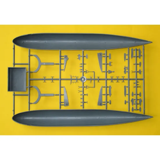 Mark I Mkm720-07 1/720 Zeppelin R-class Super-zeppelin Rigid Airship Dirigible