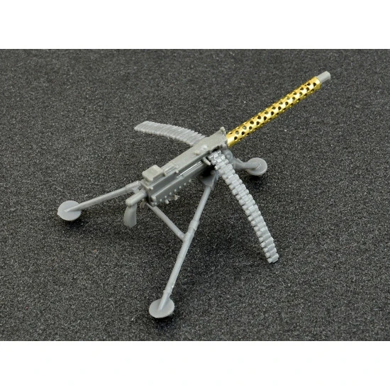 SET OF AMERICAN MACHINE GUNS 1:35 MILITARY MINIATURES MINIART 37047