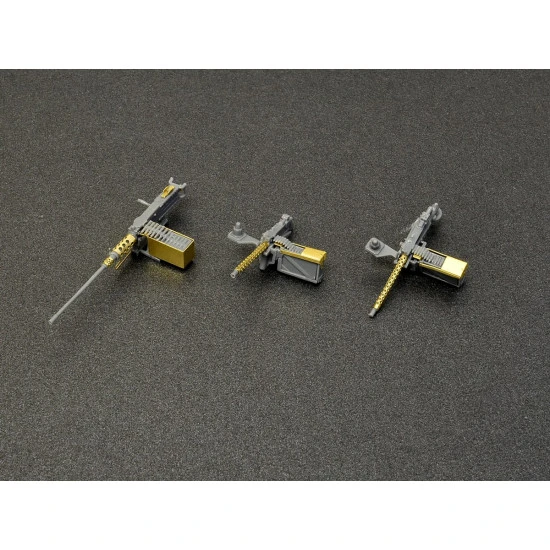 SET OF AMERICAN MACHINE GUNS 1:35 MILITARY MINIATURES MINIART 37047