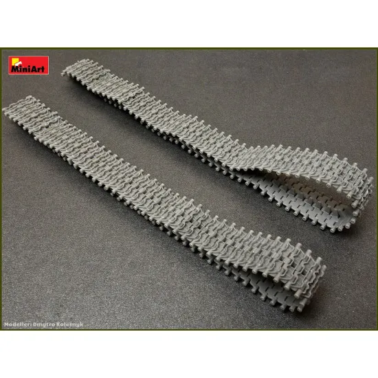 MINIART 37052 T-55,T-62,T-72 RMSh WORKABLE TRACK LINKS SET LATE TYPE 1/35 SCALE
