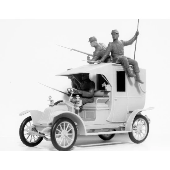 French Infantry on the march (1914) (4 figures) 1/35 ICM 35705