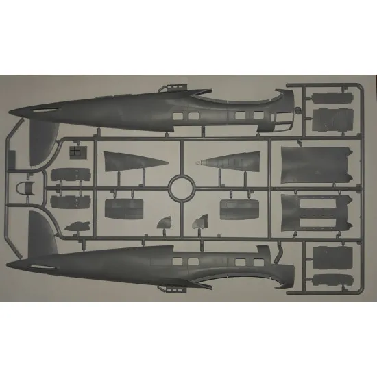 WWII German Bomber He 111H-16, 1/48 ICM 48263