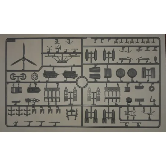 WWII German Bomber He 111H-16, 1/48 ICM 48263